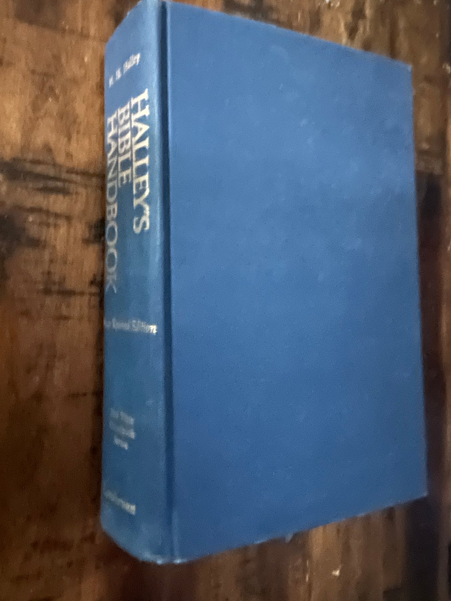 Halley's Bible Handbook